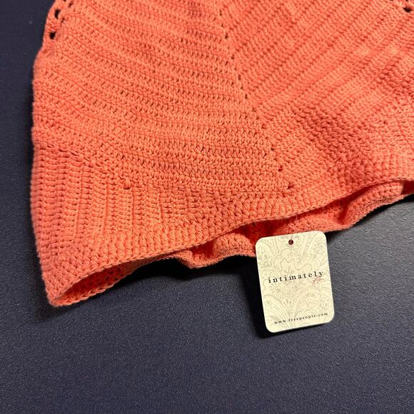 Free People Intimately Know Better Crochet Halter Salmon Pink XS NWT - Picture 4 of 5